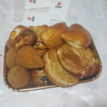Caffe' Cristal Comida