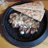 Bivio Del Moro food