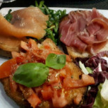 Numbs Bar Restaurant Comida