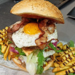 Zona 30 Beer ‘n’ Grill food