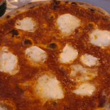 Pizza La Tavernetta Nourriture
