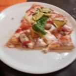 Carmen Pizza Nourriture