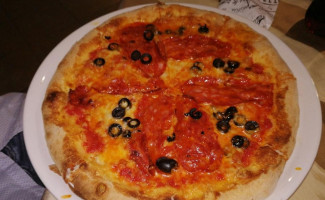 Pizzeria Griglieria Da Billa food