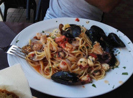 Mare Dell' Etna food