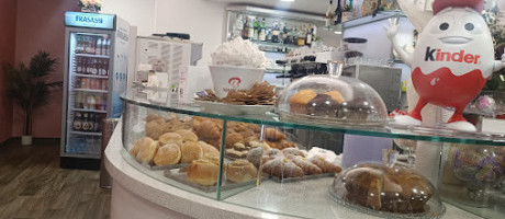 Gelateria Pasticceria Mille Voglie food