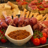 Un Caffé Bistro Cibo
