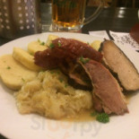 Hostinec U Černého Koníčka food