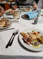 Trattoria Pizzeria Del Pescatore Da Gino food