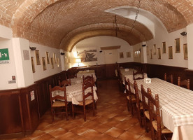 Taverna In inside