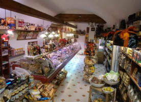 La Salumeria Susca Dal 1922 food