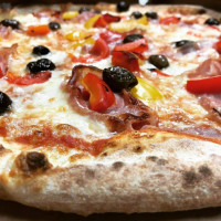 Pizza D'autore food