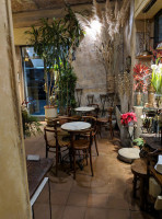 Fioraio Bianchi Caffe inside