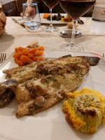 Del Pesce Albergo food