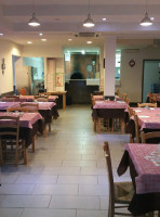 Pizzeria Sala Da Ballo Dal Golosone Di Massari Gianluca inside