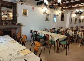 Trattoria La Corte Di Elisabetta Tampieri inside