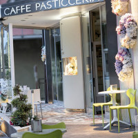 Pasticceria Lattanzi outside