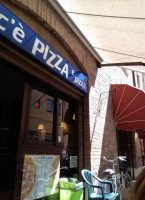 C'e' Pizza E Pizza outside