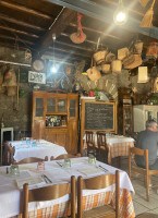 Osteria Da Nonna Anna inside