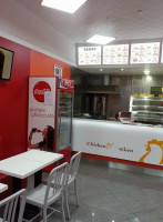 Chicken N Chicken Sottomarina inside