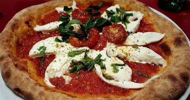 Voglia Di Pizza, Via Farinati Degli Uberti food