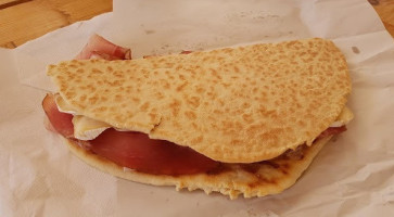 Dante Piadina Di Rinalda food