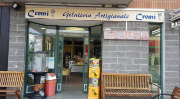 Gelateria Adero outside