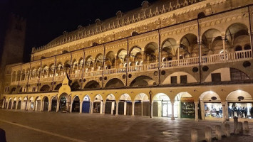 Pizzaalcubo Padova, Piazza Dei Signor food