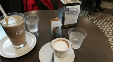 Caffè Roma food