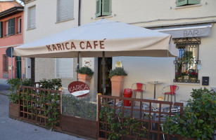 Karica Cafe outside