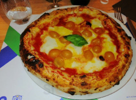 Gusto Pizzeria Siculo Napoletana food