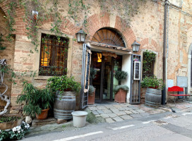 Enoteca Tognoni outside