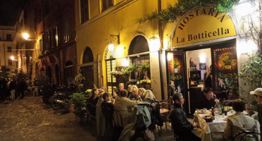 La Scala In Trastevere food