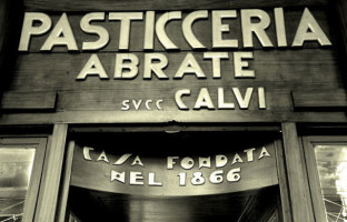 Pasticceria Abrate inside