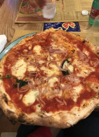 Pizzeria Vesi food