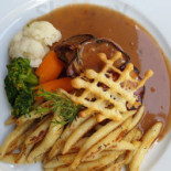 Restaurace A Penzion Tisuvka food