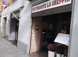 La Greppia outside