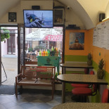 Chihuahua Grill Dentro