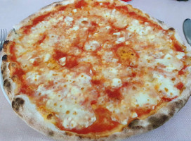 Gennypizza Rosticceria food