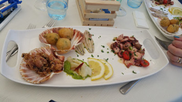 Lo Scoglio Specialita Di Mare menu