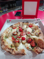 Sapore Di Pizza food