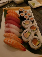 I-sushi food