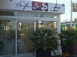 Cafe Be 52 outside