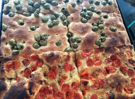 Arte Della Pizza food