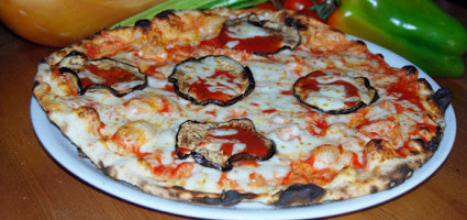 Pony Pizza Cassia food