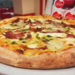 Hellopizza, Centro Nourriture