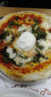 Fabbrica Pizza food