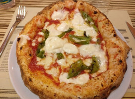 Peperino Pizza Milano food