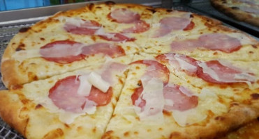 Mondo Pizza Arezzo, Case Nuove Di Ceciliano food