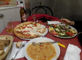 Antica Pizzeria Del Borgo Orefici food