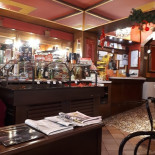 Caffe Vienna Inside